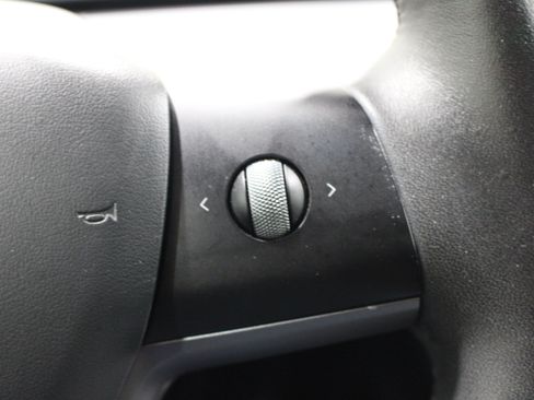 Used 2021 Tesla Model Y Performance AWD/4WD image 12