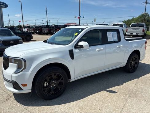 Used 2025 Ford Maverick Lobo AWD/4WD image 3