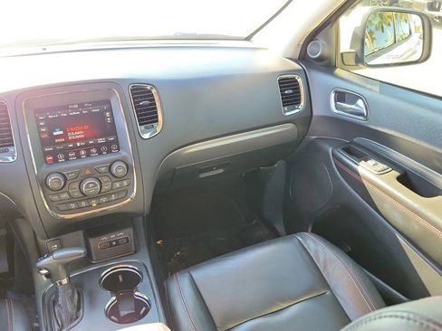 Used 2018 Dodge Durango GT image 21