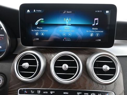 Used 2021 Mercedes-Benz GLC 300 image 9