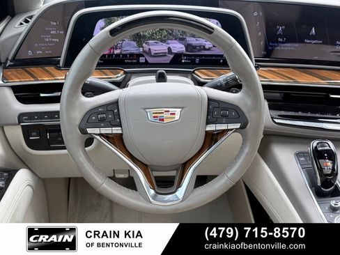 Used 2024 Cadillac Escalade ESV Sport Platinum w/ Heavy-Duty Trailer Package AWD/4WD image 13