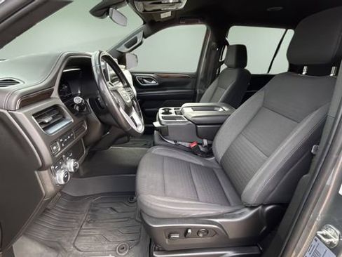 Used 2022 GMC Yukon SLE w/ Gmc Pro Safety Plus Package image 18