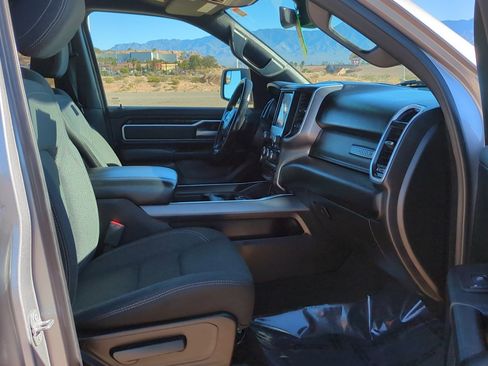 Used 2019 RAM 1500 Big Horn image 29