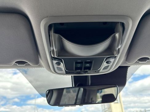 Certified 2024 Honda Ridgeline RTL image 34