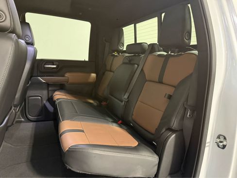 Used 2023 Chevrolet Silverado 2500 High Country w/ Safety Package II AWD/4WD image 14