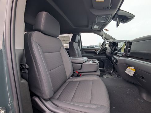 New 2026 Chevrolet Silverado 1500 LT image 32