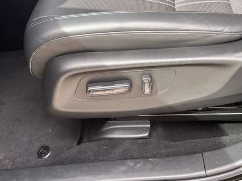 Certified 2023 Honda HR-V EX-L image 31