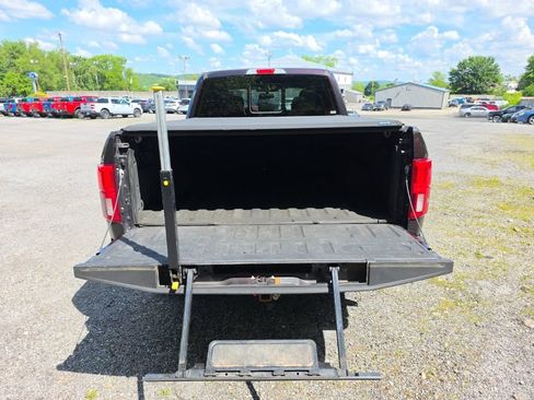 Used 2018 Ford F150 King Ranch w/ Equipment Group 601A Luxury AWD/4WD image 32