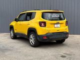 Used 2018 Jeep Renegade Latitude w/ UConnect 8.4 Nav Group image 5