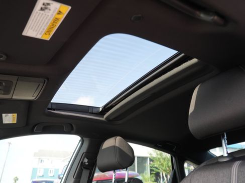 Used 2025 Honda Accord Sport image 17
