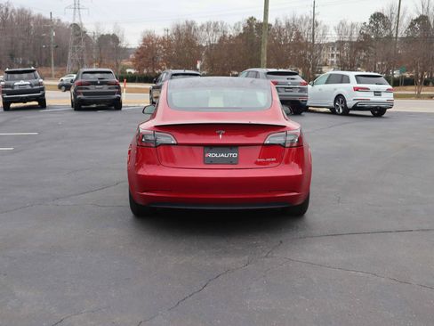 Used 2021 Tesla Model 3 Performance image 10