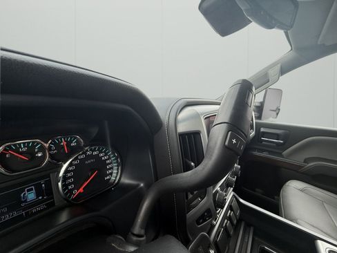 Used 2018 GMC Sierra 1500 SLT image 24