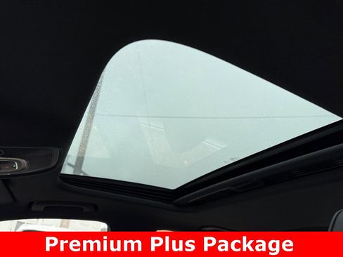 Used 2023 Audi A4 2.0T Premium Plus image 2