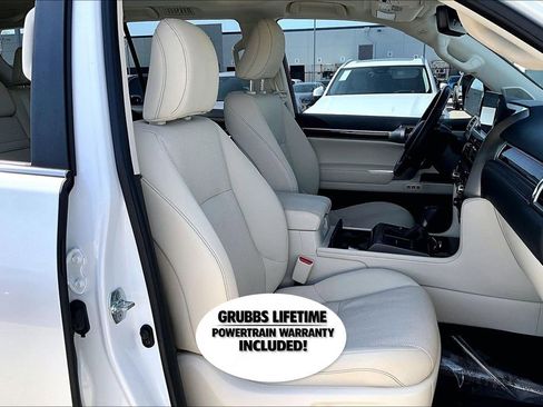 Used 2023 Lexus GX 460 Premium w/ Premium Package image 10