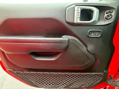 Used 2020 Jeep Wrangler Unlimited Sport S image 29