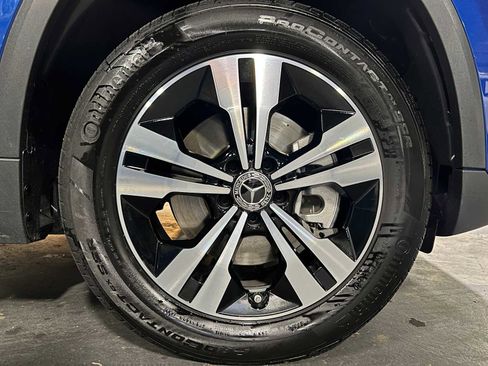 Certified 2025 Mercedes-Benz GLA 250 4MATIC image 9