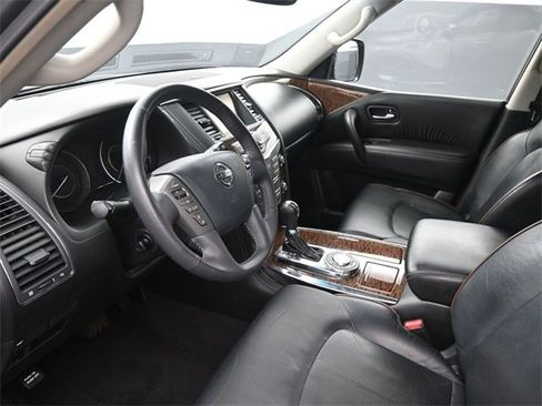 Used 2017 Nissan Armada SL image 19