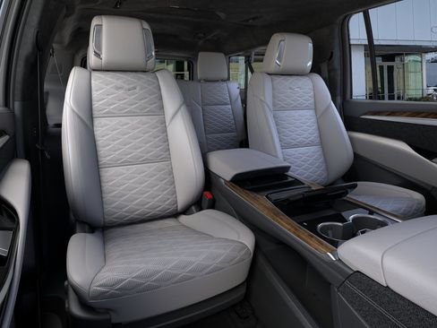 New 2026 Cadillac Escalade ESV Platinum Luxury AWD/4WD image 18