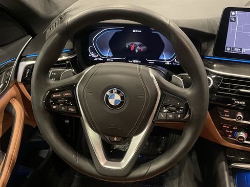 Certified 2023 BMW 530e xDrive w/ Convenience Package image 19