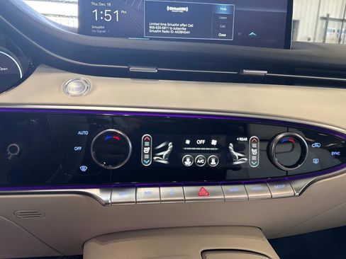 New 2024 Genesis Electrified GV70 Advanced image 34