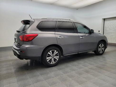 Used 2017 Nissan Pathfinder SL w/ Cargo Package image 10