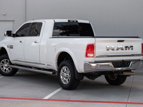 Used 2017 RAM 2500 Limited AWD/4WD image 9