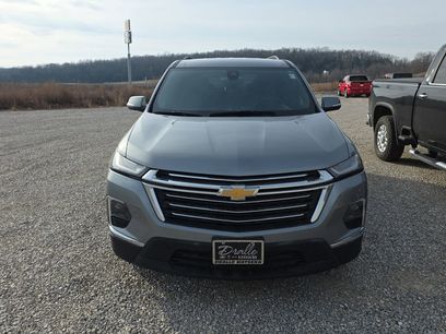 Used 2023 Chevrolet Traverse LT