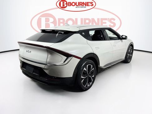 Used 2023 Kia EV6 Wind AWD/4WD image 11