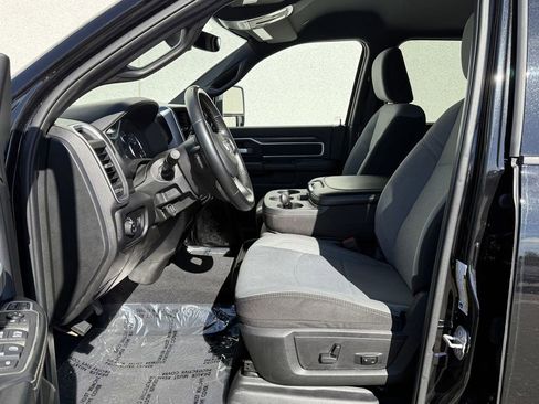 Used 2024 RAM 2500 Big Horn image 16