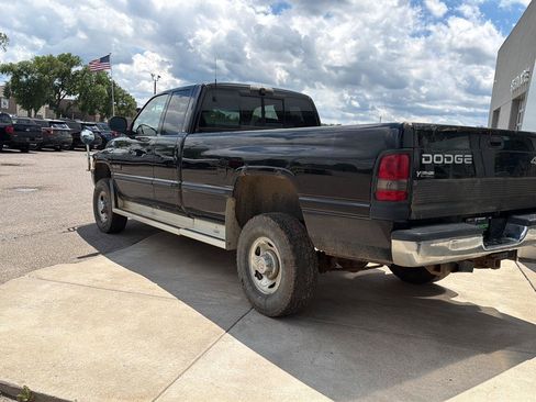 Used 1999 Dodge Ram 2500 Truck 4x4 Quad Cab image 7