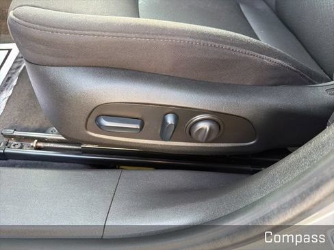 Used 2024 Chevrolet Malibu LT FWD image 26