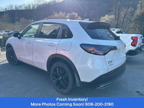 Used 2023 Honda HR-V Sport image 7