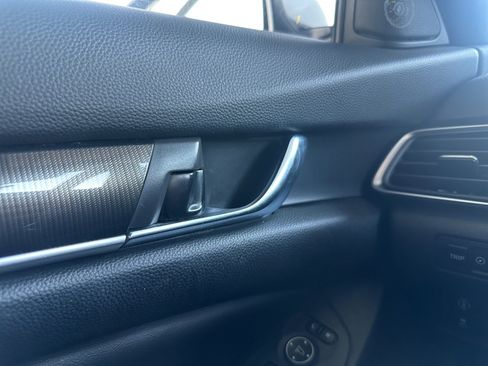 Used 2019 Honda Accord Sport image 17