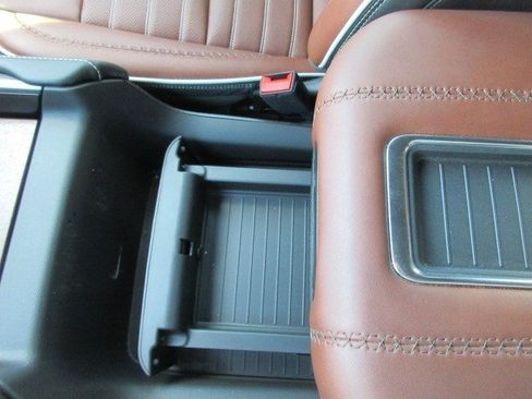 Used 2023 GMC Yukon XL Denali Ultimate AWD/4WD image 24