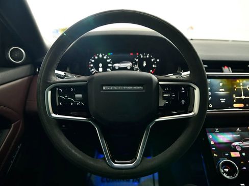 Used 2022 Land Rover Range Rover Evoque R-Dynamic SE image 13