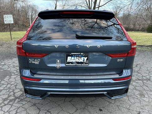 Used 2024 Volvo XC60 B5 Core w/ Protection Package Premier AWD/4WD image 7