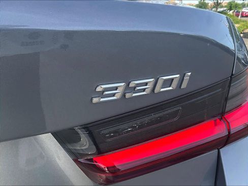 Certified 2025 BMW 330i Sedan w/ Convenience Package RWD image 10