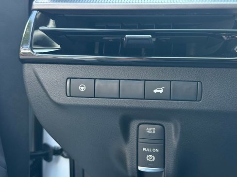 New 2025 Nissan Murano SV w/ Cargo Package image 14