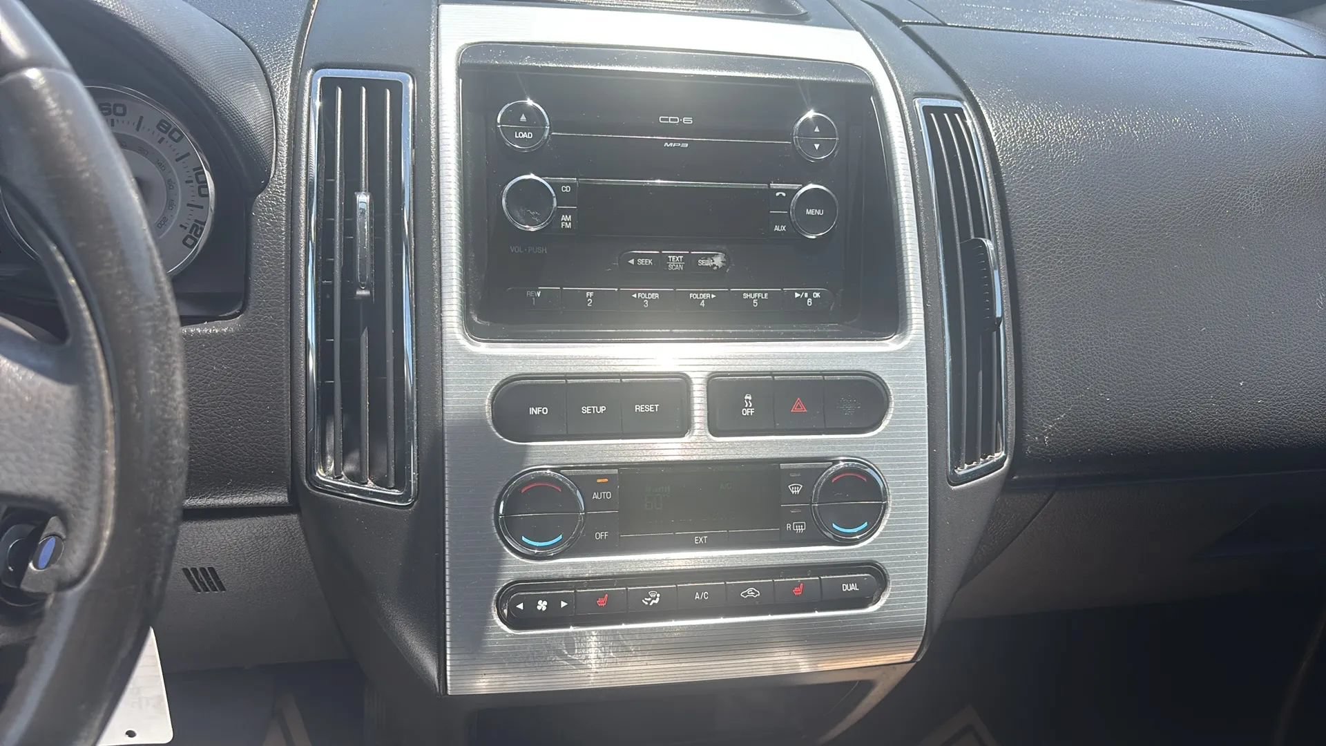 Used 2010 Ford Edge SEL FWD image 29