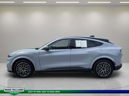 Used 2025 Ford Mustang Mach-E Premium RWD image 6