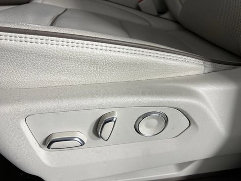 Used 2025 GMC Yukon Denali image 25