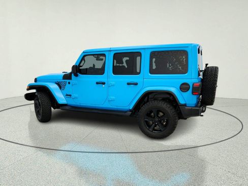 Used 2021 Jeep Wrangler Unlimited Sahara AWD/4WD image 13