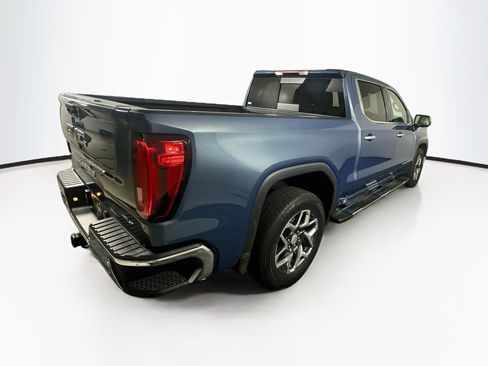 Used 2024 GMC Sierra 1500 SLT RWD image 9