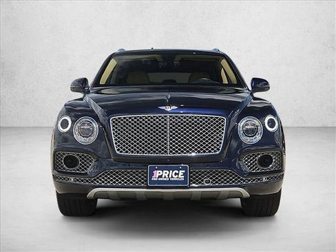 Used 2018 Bentley Bentayga AWD/4WD image 2