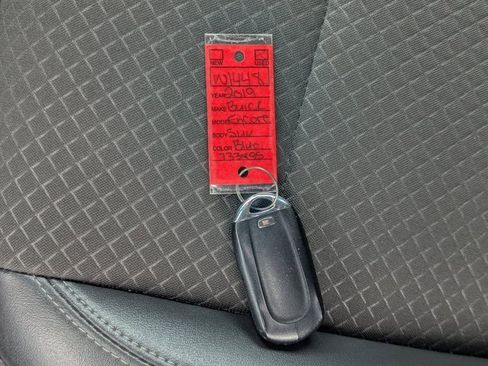 Used 2019 Buick Encore Preferred image 36