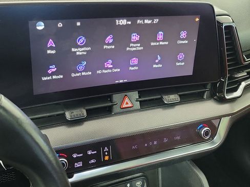 Used 2023 Kia Sportage SX image 17