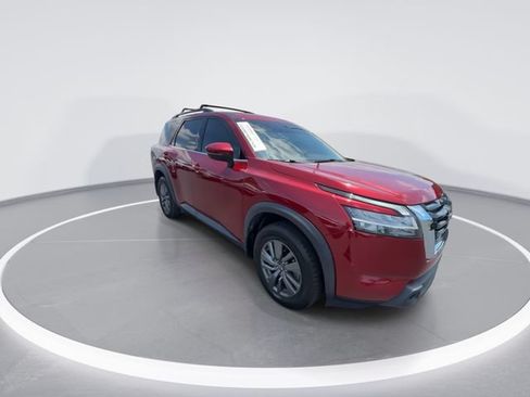 Certified 2022 Nissan Pathfinder SV FWD image 2