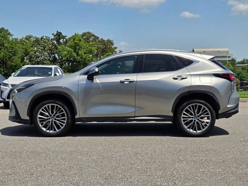 Used 2022 Lexus NX 350h AWD w/ Vision Package image 2
