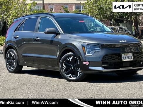 Certified 2024 Kia Niro Wave FWD image 1