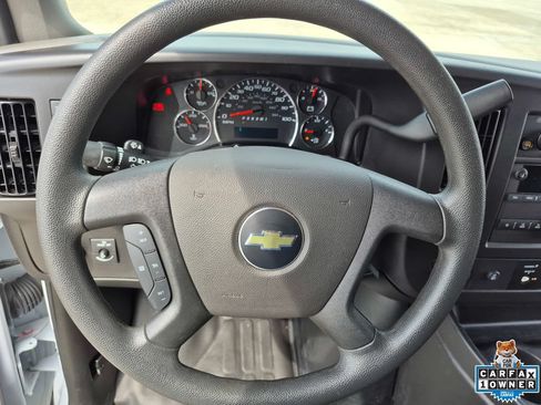 Used 2025 Chevrolet Express 2500 w/ Driver Convenience Package RWD image 11